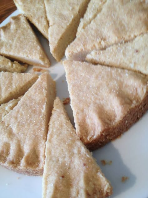 Mary Berry Shortbread, Mary Berry Baking, Mary Berry Cakes, British Baking Show Recipes, British Bake Off Recipes, Bake Off Recipes, Mary Berry Recipe, Cake Mug, Shortbread Recipes