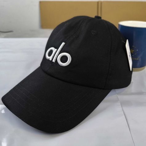 ✉️ALO YOGA Black sports baseball cap Fashion Truck, Trucker Hat Black, Yoga Accessories, Sports Baseball, Black Hat, Alo Yoga, Hat Shop, Fashion Essentials, Signature Logo