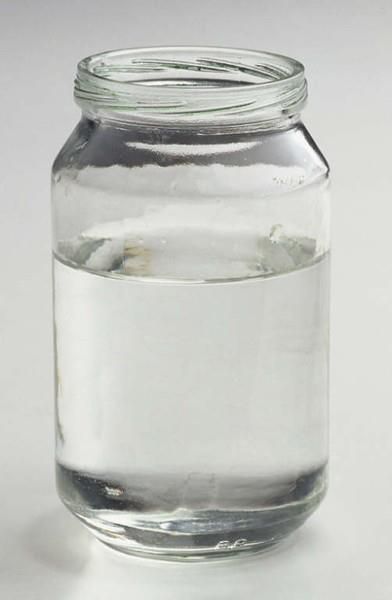 Instead of storing empty canning jars between canning food, fill them with water for use during an emergency.  Then pour out the water when you need to use the jar to can something. Provident Living, Water Survival, Emergency Prepardness, Doomsday Prepping, Natural Spring, Emergency Preparation, Emergency Food, Emergency Supplies, Homestead Survival