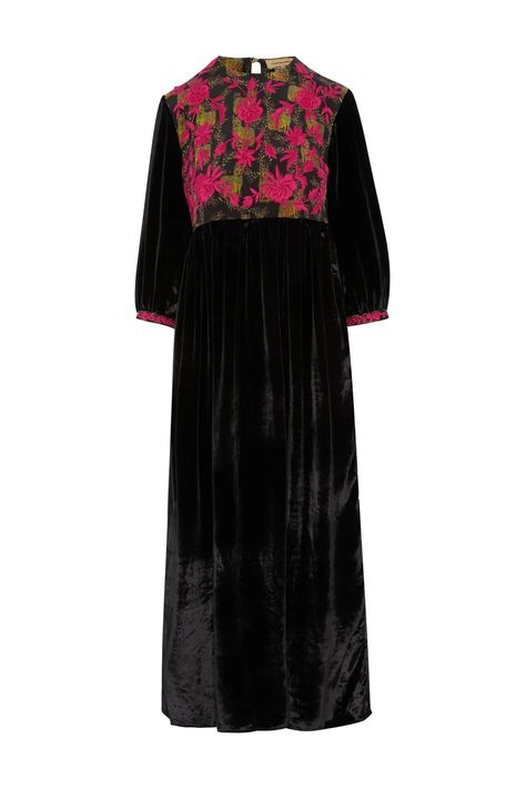 Tatiana Casiraghi, Pretty Wardrobe, Floral Hand Embroidery, Cat Black, December 2022, Black Velvet Dress, Indian Dress, Printed Silk, Silk Crepe