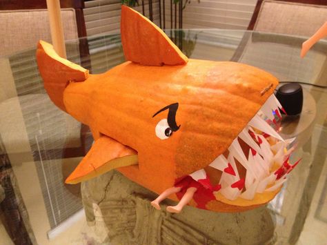 Jaws Pumpkin, Shark Pumpkin, Storybook Pumpkin, Shark Puppet, Story Book Pumpkin, Jaws Shark, Pumkin Carving, Pumpkin Carving Designs, Pumpkin Carving Templates