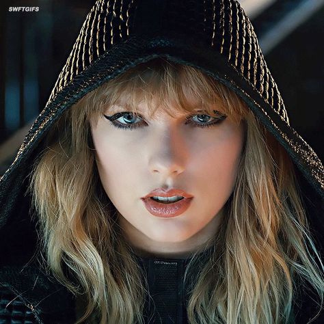 Taylor Swift Gifs, Taylor Swift Makeup, Taylor Swift Music Videos, Miss Americana, Estilo Taylor Swift, Taylor Swift Music, Taylor Swift Videos, Taylor Swift Concert, Taylor Swift Album