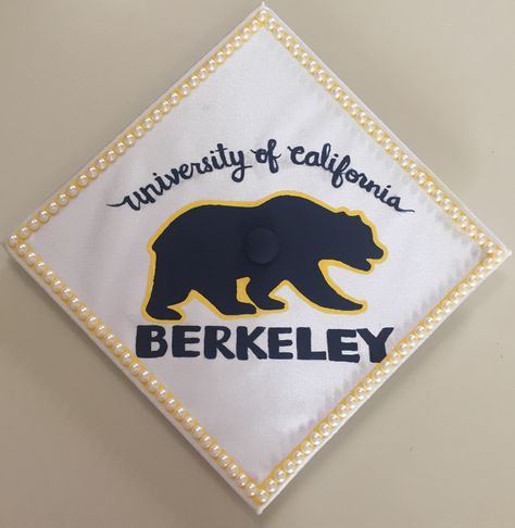 Berkeley Grad Cap, Graduation Cap High School, Berkeley Aesthetic, Berkeley Graduation, Diy Graduation Decorations, Graduation University, Cal Berkeley, College Vibes, Berkeley College