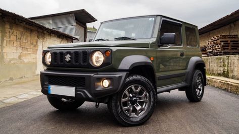 10 Cars Similar to the Jeep Wrangler Maruti Suzuki Jimny, Jimny Sierra, Jimny Suzuki, Mahindra Thar, Ww2 Soldiers, Off Roaders, Benz G Class, Suzuki Samurai, Nissan Xterra