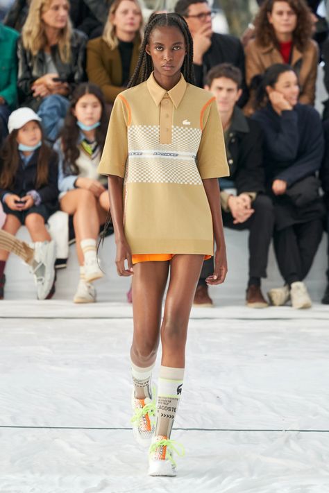 Lacoste Spring 2022 Ready-to-Wear Collection | Vogue Sports Wear Fashion, Tennis Outfit Women, Style Sportif, Knitwear Fashion, Tennis Clothes, Fashion Show Collection, Sport Fashion, Runway Fashion, Fashion Collection