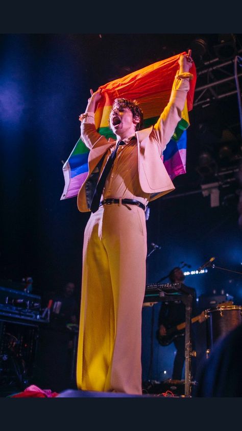 Rainbow Flag, Pride Flag, On Stage, Harry Styles, Thread, Flag, Rainbow, London, Concert