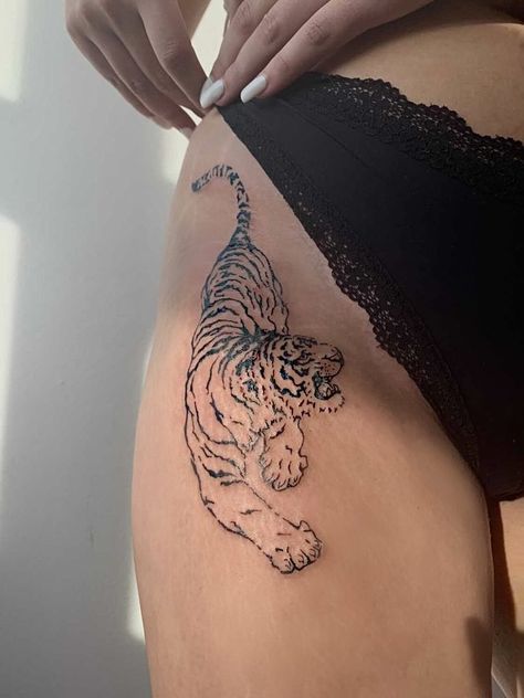 Mandala Arm Tattoos, Loyalty Tattoo, Jaguar Tattoo, Rib Tattoos For Women, Hippie Tattoo, Tattoo Magazine, Sweet Tattoos, Irezumi Tattoos, Red Tattoos