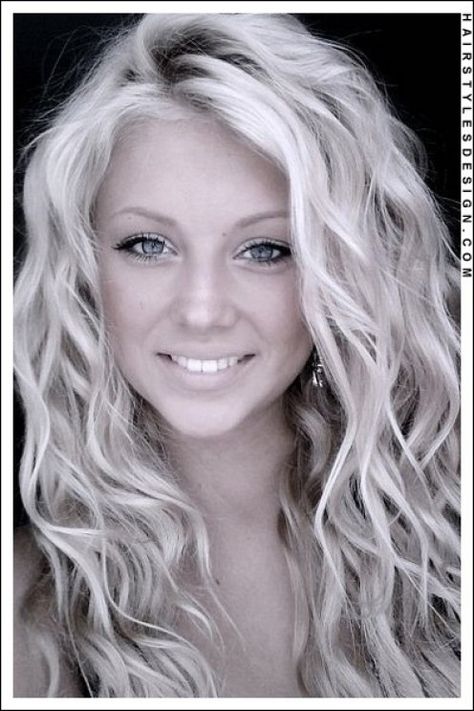 No-Heat Beach Wave Hairstyle For Mid-Length or Longer Hair Beach Curls, Beach Wave Hair, Hair Envy, Beach Hair, Great Hair, Hair Waves, Hair Skin, Hair Dos, Perm