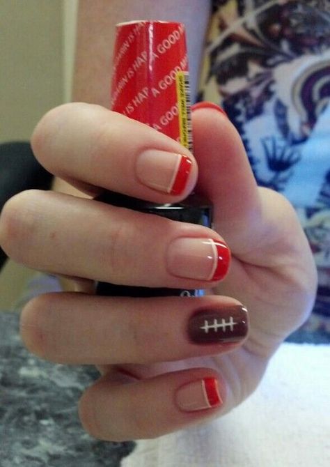 Auburn nails Virginia Tech Nails Art, Tampa Bay Buccaneers Nails, Auburn Nails, Football Nails, Football Themes, Dipped Nails, Auburn, Ohio, Hair Makeup