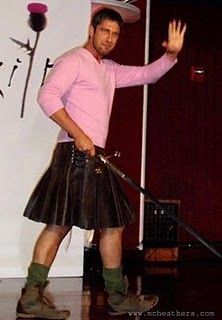 kilts! Actor Gerard Butler, Scottish Man, Great Scot, Tartan Skirt, Intelligent Women, Men In Kilts, Gerard Butler, Kilt, Beautiful People