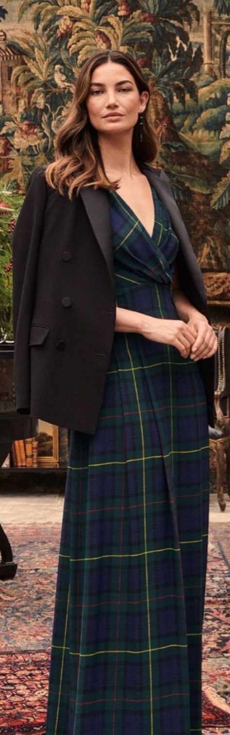 Ralph Lauren Family Photoshoot, Ralph Lauren Christmas, Preppy Holiday, Tartan Wedding, Tartan Plaid Dress, Aw 23, Tartan Clothing, Holiday Dressing, Ralph Lauren Womens Clothing