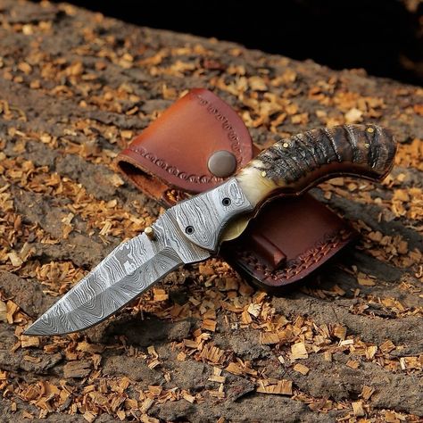 #hunting #knife #fixed #blade #pocket #pocketknife #foldingknife #damascus #steel #knives #gifting #giftingideas #giftideas #giftforhim Damascus Ring, Handcrafted Knife, Mens Toys, Ram Horns, Folding Pocket Knife, Handmade Knives, Fixed Blade Knife, Celtic Jewelry, Folding Knife