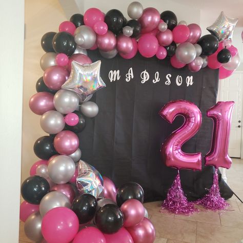 Black And Pink Birthday Theme Sweet 16, Pink Black Silver Birthday Party, Pink And Black Birthday Party Decoration, Black And Pink Birthday Theme, 2000s Birthday Party Theme, Pink And Black Party, Hot Pink Birthday Party, 21st Birthday Themes, Pink Gold Party