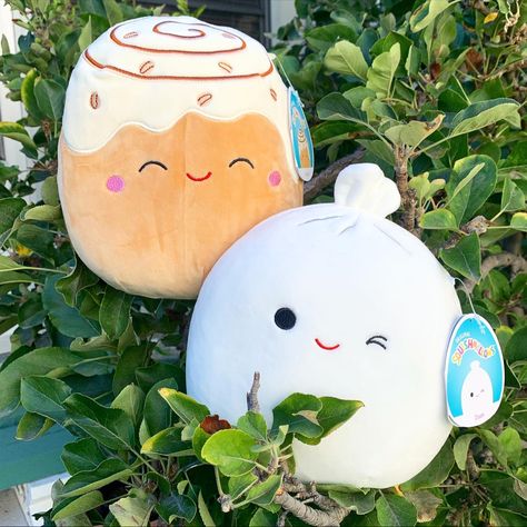 Squishmallows Aesthetic, Kids Toys For Christmas, Cute Squishies, Kawaii Plushies, Cute Pillows, Lol Dolls, Kids Corner, Cute Stuffed Animals, Cute Plush