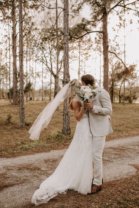 Chad And Tori Masters Wedding, Chad And Tori Masters, Tori Masters, Christian Couples, Photos Inspo, Dear Future Husband, Dear Future, Wedding Picture, Wedding Pics