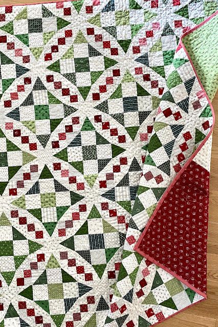 TQC Journal | Merry Christmas Christmas Scrap Quilts, Scrappy Christmas Quilts, 3 Color Quilts, Christmas Quilts Patterns, Three Color Quilts, Ivy Quilt, Fair Isle Quilt, Vintage Christmas Quilt, Modern Christmas Quilt