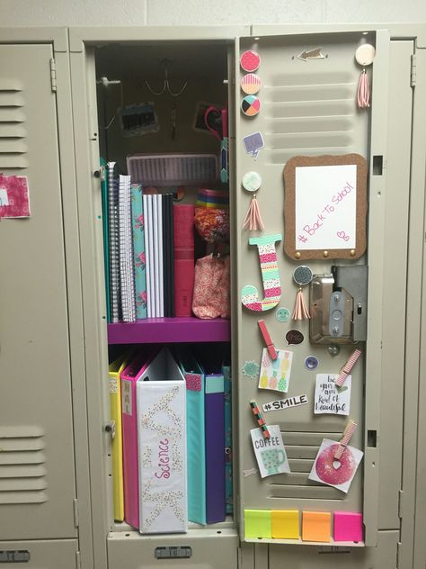 My 6th grade locker for 2016! 2016 Middle School Aesthetic, Lookers Ideas Lockers, Girl Emergency Kit For School, Locker Ideas For Girls 6th Grade, 6th Grade Locker Ideas, Emergency Kit For School 6th Grade, Locker Ideas Aesthetic, Locker Decorating Ideas, Girl Emergency Kit