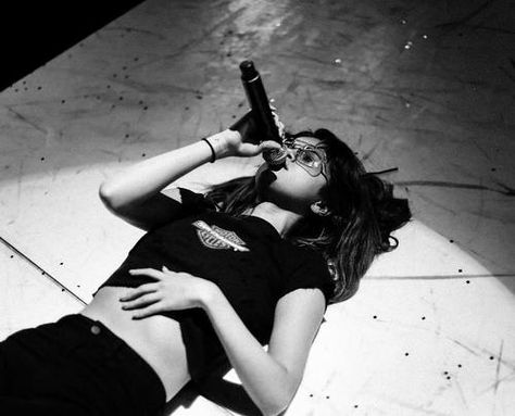 selena gomez Selena Gomez Photos, Camila Morrone, Selena G, Marie Gomez, Estilo Punk, Music Aesthetic, Cara Delevingne, Elton John, Demi Lovato