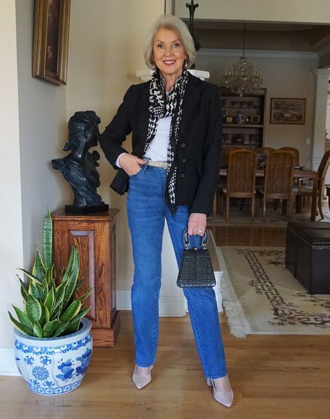 The Versatility of Simplicity - SusanAfter60.com Susan After 60, Over 60 Fashion, Spring 2025, Clothing Trends, Ageless Style, Black Outfits, Hair Haircuts, 60 Fashion, Fall Clothes