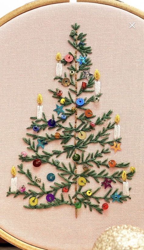 Haft Vintage, Bordados Tambour, Cross Stitch Christmas, Hand Embroidery Projects, Stitch Christmas, 자수 디자인, Hand Embroidery Art, Christmas Sewing, Embroidery Craft