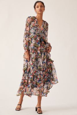 Wedding Guest Ideas, Garden Formal, Print Chiffon Maxi Dress, Dress Photoshoot, Chiffon Maxi, Chiffon Maxi Dress, Tiered Maxi Dress, Free Spirited, Clothes To Buy