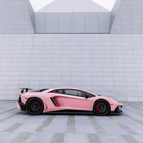 Aesthetic Car Accessories, Pink Lamborghini, Lamborghini Concept, Pink Car Accessories, Tokyo Drift Cars, Hd Photography, Cars Lamborghini, Slammed Cars, Tokyo Drift