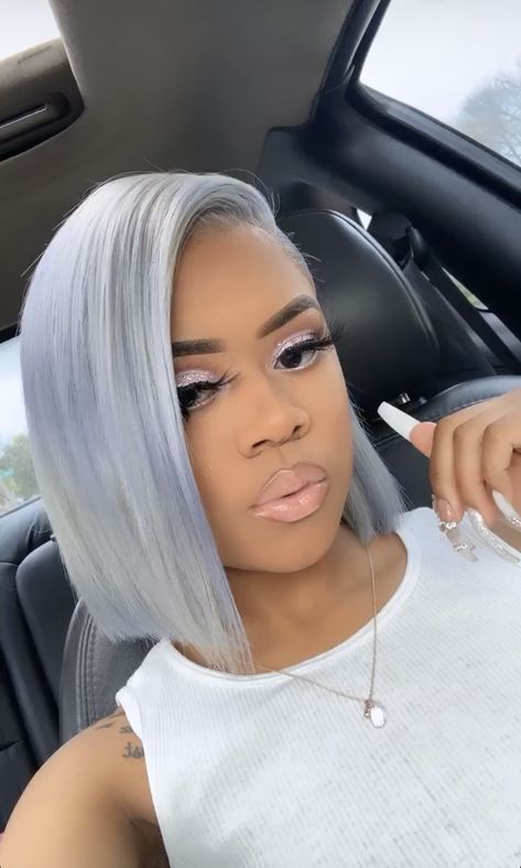 Stormy frontal bob🔥 Birthday Bob Hairstyle, Stormy Grey Frontal Wig, Platinum Bob Black Women, Grey Bob Hairstyles Black Women, Grey Bob Wig, Capricorn Szn, Black Feminity, Silver Bob, Hair Inches