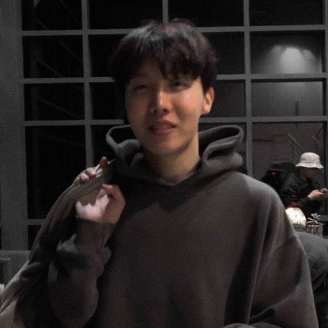 Gwangju, Hoseok Bts, Korean Boy, Bts J Hope, Bts Bangtan Boy, Bts Boys, Foto Bts, Bts Photo, Jung Hoseok