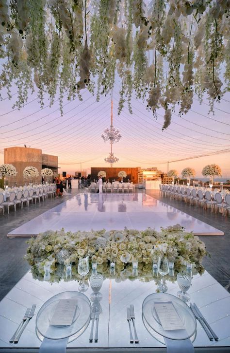 Dream Wedding Reception, Destination Wedding Decor, Dream Beach Wedding, Decoration Evenementielle, Dream Wedding Decorations, Wedding Backdrop Design, Dream Wedding Venues, Cabo Weddings, Wedding Venue Decorations