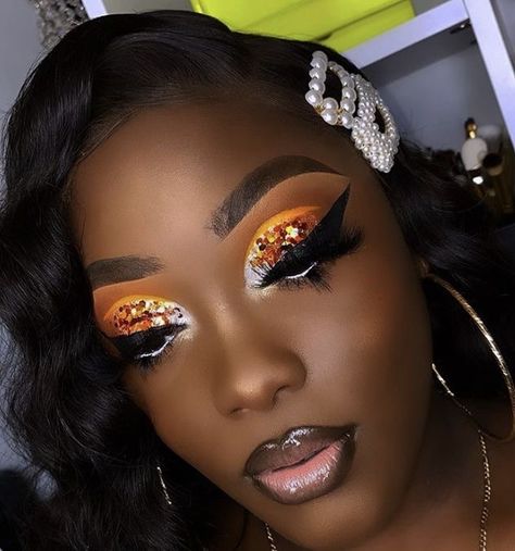 Birthday Makeup Looks, Makeup Things, Face Beat Makeup, Brown Girls Makeup, Glitter Makeup Looks, Orange Makeup, Prom Eye Makeup, Bold Makeup Looks, Prom Makeup Looks