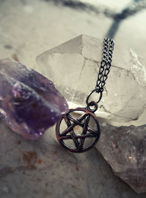 Pentagram/pentacle silver wicca pagan witch magical by Magicute, $7.00 Wiccan Asthetics, Aesthetic Pentagram, Pentagram Aesthetic, Hecate Aesthetic, Wicca Aesthetic, Macbeth Witches, Sammy Winchester, Wiccan Witch, Pagan Witch