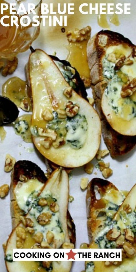 Pear Appetizer, Blue Cheese Crostini, Pear Blue Cheese, Pear And Blue Cheese, Cranberry Vinaigrette, Cheese Crostini, Crostini Appetizers, Best Healthy Dinner Recipes, Sliced Pears