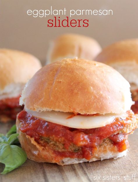 It's tailgating season! These Eggplant Parmesan Sliders are the perfect appetizer for game day or any day! The family will be begging for more of these delicious sliders. | Find the recipe on SixSistersStuff.com Parm Sliders, Parmesan Sliders, Eggplant Pizza, Eggplant Pizzas, Vegetarian Christmas, Eggplant Parm, Six Sisters Stuff, Eggplant Parmesan, Pizza Bites