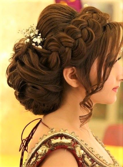 Hire Style Girls Hair, Braids Medium, Hire Style, Half Bun Hairstyles, Hairstyles For Indian Wedding, Easy Party Hairstyles, Bridal Hair Buns, Easy Bun Hairstyles, Vintage Wedding Hair