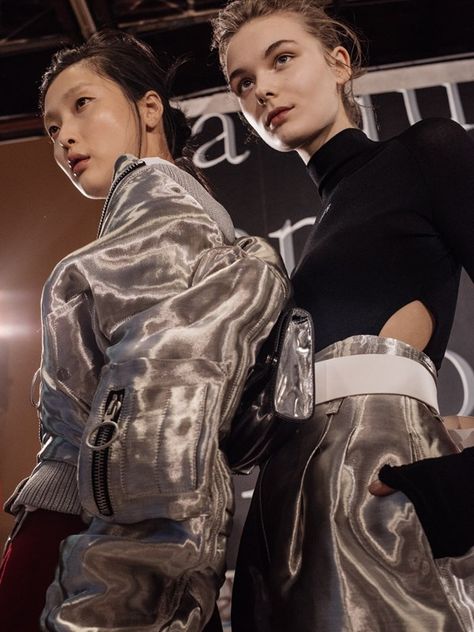 Backstage at Off-White AW16 Lacoste Girl, Sculpture Fashion, Retro Future, The Future Is Now, Futuristic Fashion, Clothing Details, Fashion Music, Virgil Abloh, Petite Women