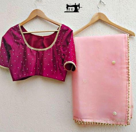 Peach Saree Blouse, Blouse With Pearl Work, Wedding Bridesmaid Dresses Indian, Saree Contrast Blouse, Pearl Work Saree, Wedding Bridesmaids Dress, Baby Pink Saree, Bridesmaid Dresses Indian, Pakistan Wedding