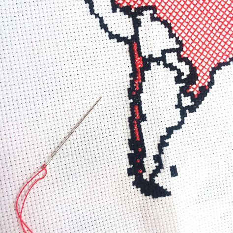 Filling #chile in the coolest stitchamap world map cross stitch design by #studiokoekoek #worldmap #bedroomdecorideas #diyhomedecor World Map Cross Stitch, Map Cross Stitch Pattern, Cross Stitch Map, Map Cross Stitch, Crochet Bobble Stitch, World Map With Countries, Crochet Bobble, Map Pattern, Map Outline