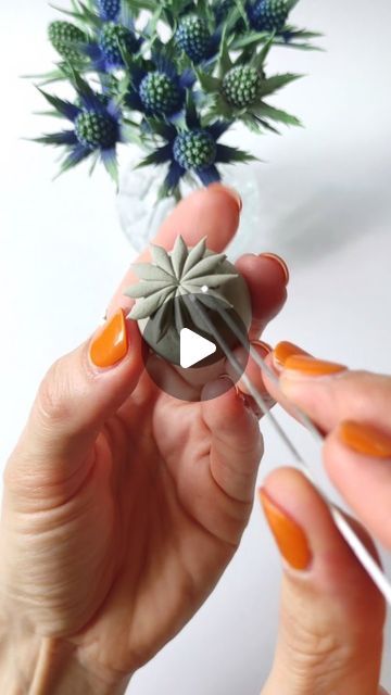 Clay Flowers | Inese Veismane on Instagram: "Poppy heads add a unique touch to flower arrangements and wreaths. Let's create them from air-dry polymer clay and paint with acrylic gouache.
🔸
🔸
🔸
#botanicalart #clayart #claycraft #clayflowers #polymerclaytutorial #claytutorial #flowercraft #diybotanicals #floralcrafting #floraldesign #wreaths #wreathmaker #arteducation" Poppy Heads, Wreath Maker, Acrylic Gouache, Polymer Clay Flowers, Clay Flowers, Polymer Clay Tutorial, Clay Tutorials, Sugar Flowers, Air Dry Clay