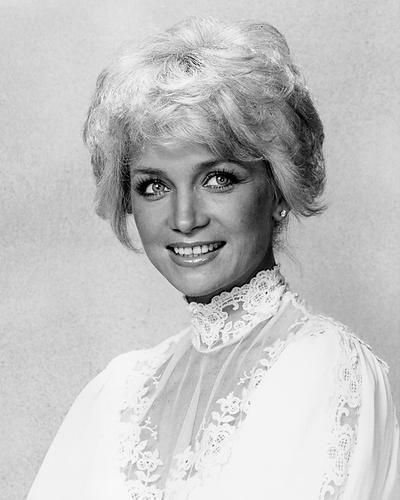 BARBARA MANDRELL Barbara Mandrell, 24x36 Poster, Buckingham Nicks, Barbara Ann, Country Pop, Loretta Lynn, Country Music Singers, Wall Art Collection, Country Artists