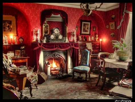 Victorian parlour   As seen at the town houses, Beamish Museum// Sherlock Holmes House, Museum Decor, Victorian Rooms, Parlor Room, Victorian Living Room, Victorian Parlor, Victorian Home Interior, Victorian Home Decor, Victorian Interiors