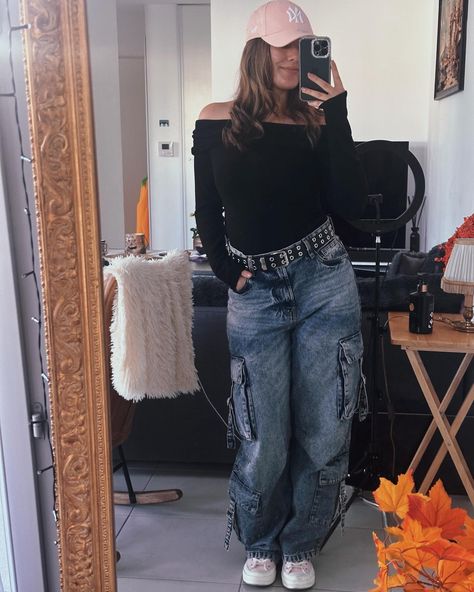 Cargo Jean Outfits, Cargo Jeans Outfit, Baggy Pants, Baggy Pant, Jeans Outfit, Cargo Jeans, Jean Outfits, Outfit Inspo, Pants