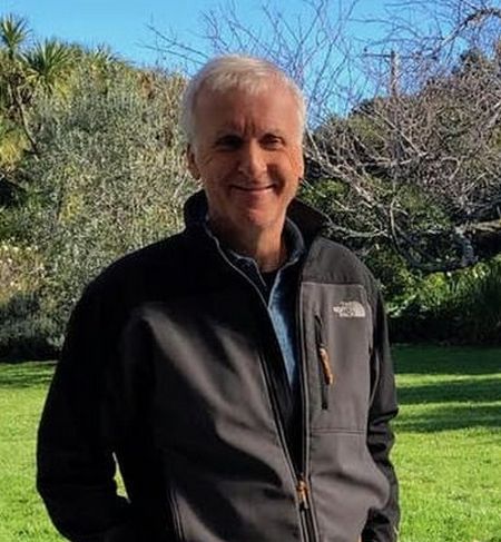 James Cameron family James Cameron Movies List, James Cameron Movies, 4 Siblings, Sharon Williams, Video Call With Boyfriend Screen Photo, Screen Photo, Celebrity Families, James Cameron, Younger Sister