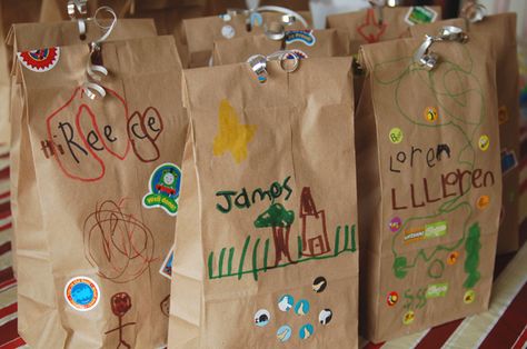 10 goodie bags with a twist - Today's Parent#gallery_top#gallery_top Diy Goodie Bags, Brown Paper Lunch Bags, Seeds Gifts, Bday Party Kids, Diy Birthday Cake, Goodie Bags For Kids, Birthday Goodie Bags, Eco Friendly Kids, Cinderella Birthday