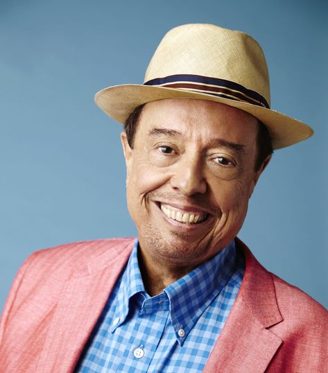 CD Review: Sérgio Mendes Pours on the “Magic” - The Arts Fuse Sergio Mendes, Steve Zissou, Husky Voice, Natalie Cole, Cats Musical, Bossa Nova, John Legend, Music Director, Him Band