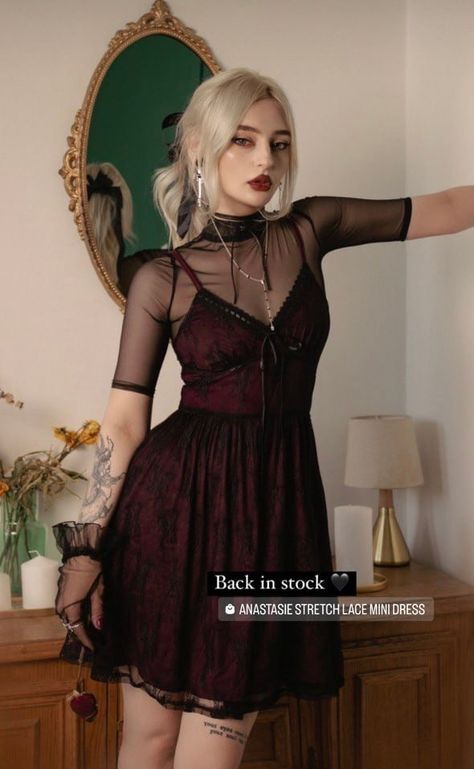 Whimsigothic Outfits, Dark Ethereal, Aesthetic Grunge Outfit, Alternative Outfits, Dream Clothes, White Hair, Minimalist Outfit, Outfits Aesthetic, Alternative Fashion