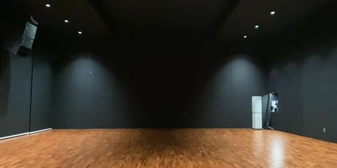 Hybe Practice Room Background, Hybe Dance Practice Room, Hybe Practice Room, Gmeet Background, Studio Dance Room Kpop, Kpop Visualization, Dance Studio Background, Studio Dance Room, Google Meet Background