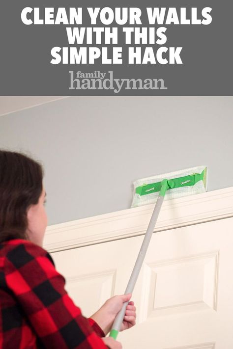 Clean Walls, Deep Cleaning Hacks, Cleaning Painted Walls, Washing Walls, Household Cleaning Tips, Cleaning Walls, Cleaning Checklist, Home Cleaning, Quick Cleaning