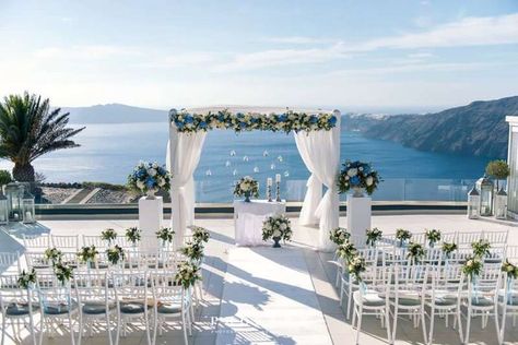 Santorini Wedding Venue, Wedding Venue Locations, Destination Wedding Decor, Wedding Destinations, Low Cost Wedding, Villa Wedding, Bridal Consultant, Wedding Venues Beach, Santorini Wedding