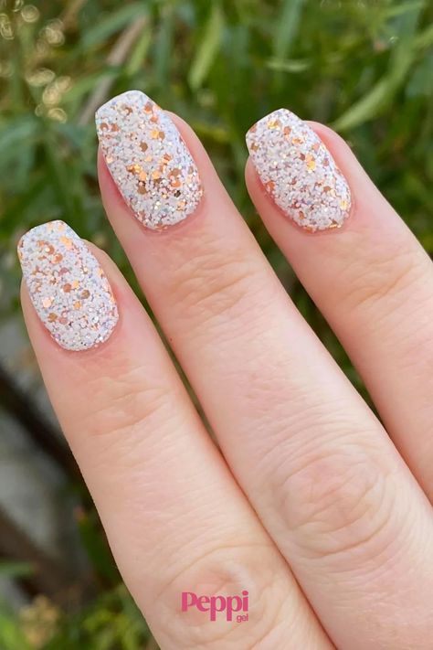 This is a stunning, light sandy nude.
#Dip_Powder_Nails #Dip_Powder_Nails_With_Designs #Dip_Powder_Nails_Colors_Summer #Dip_Powder_Nails_Summer_2024 Rose Gold Accents, Brown Fall, Dip Powder Nails, Autumn Nails, Nail Art Inspiration, Rose Gold Glitter, Creative Nails, White Glitter, Powder Nails