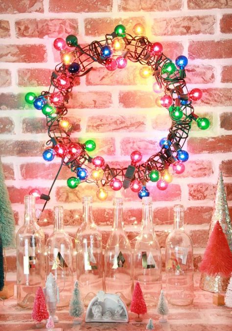 DIY Colorful Light Christmas Wreath Advent Chain, Christmas Lights Diy, Light Wreath, Make Your Own Wreath, Lights Diy, Lighted Wreaths, Christmas Wreaths With Lights, Homemaking Tips, Globe Light